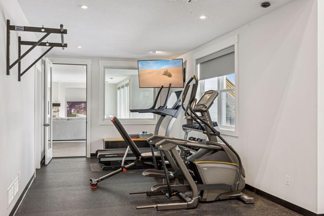 16865 46th Avenue N, Plymouth, MN 55446