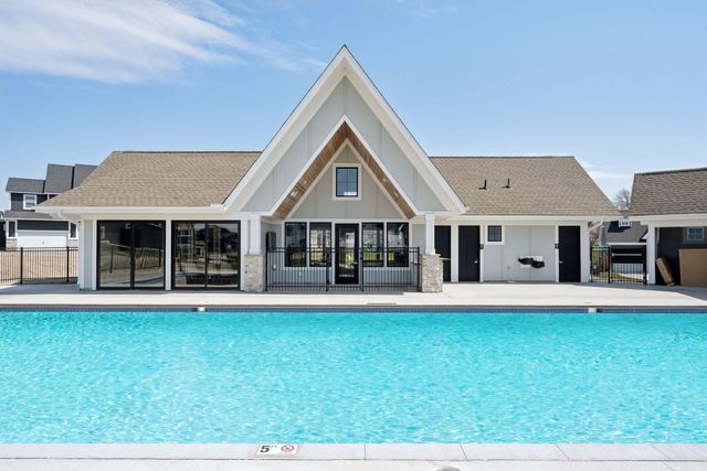 16865 46th Avenue N, Plymouth, MN 55446