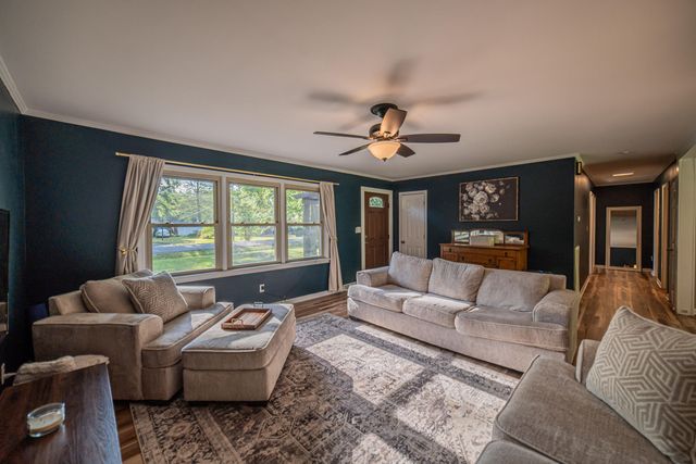 580 Oakland Circle, Paducah, KY 42003