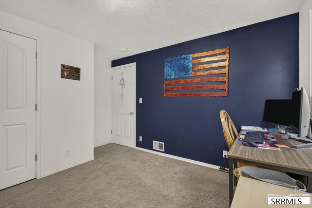 121 Mountain Drive, Pocatello, ID 83204