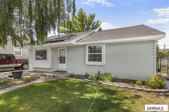 121 Mountain Drive, Pocatello, ID 83204