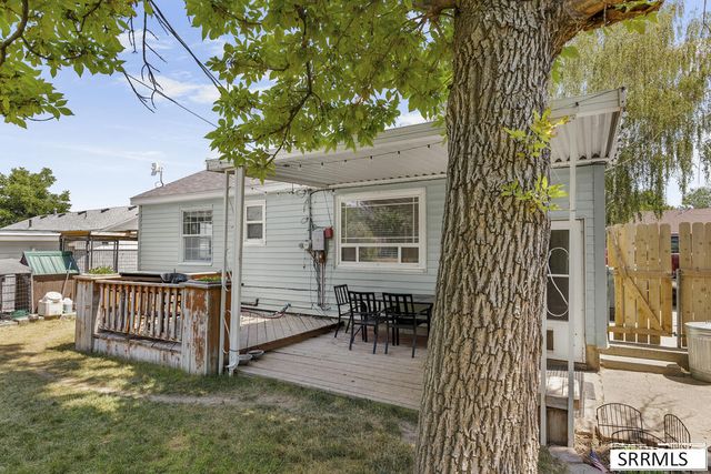 121 Mountain Drive, Pocatello, ID 83204