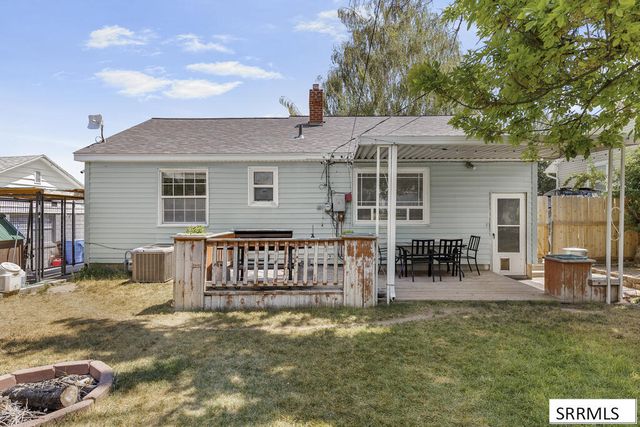 121 Mountain Drive, Pocatello, ID 83204