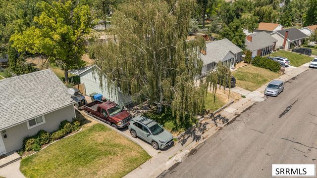 121 Mountain Drive, Pocatello, ID 83204