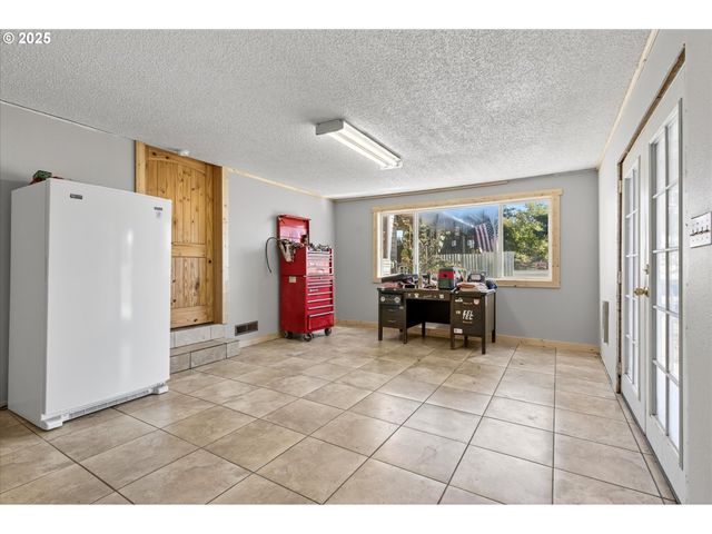 109 HIGHWAY 82, Lostine, OR 97857