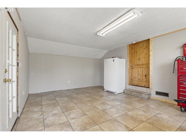 109 HIGHWAY 82, Lostine, OR 97857