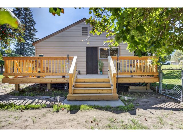 109 HIGHWAY 82, Lostine, OR 97857