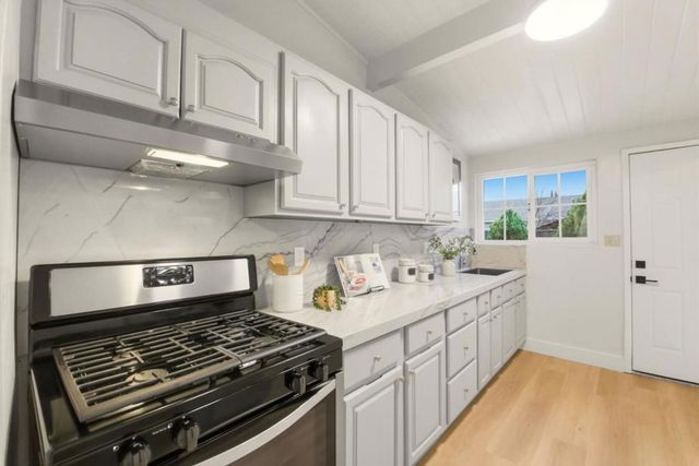 1491 Cliffwood, San Jose, CA 95122