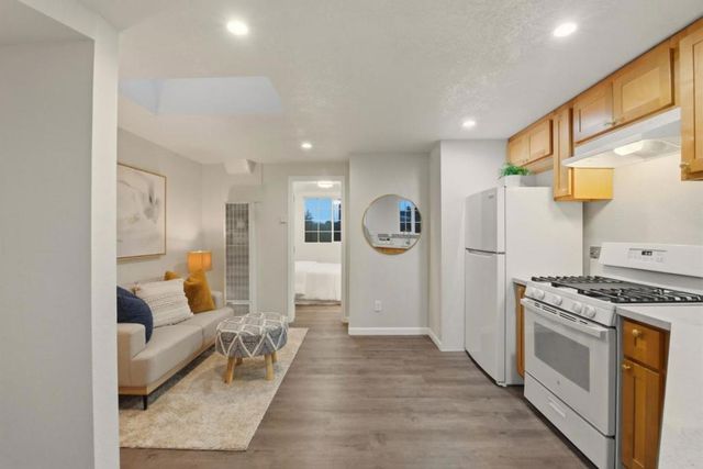 1491 Cliffwood, San Jose, CA 95122