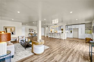 5412 Lindley Avenue 325, Encino, CA 91316