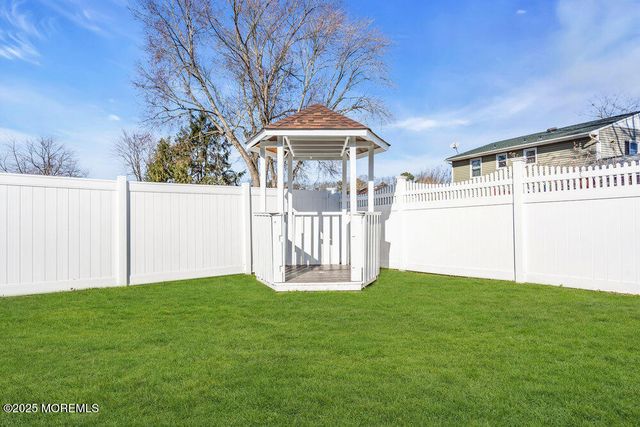 504 Devoe Avenue, Forked River, NJ 08731