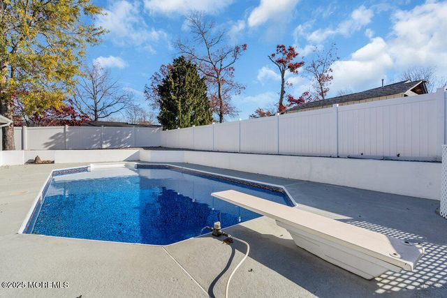 504 Devoe Avenue, Forked River, NJ 08731