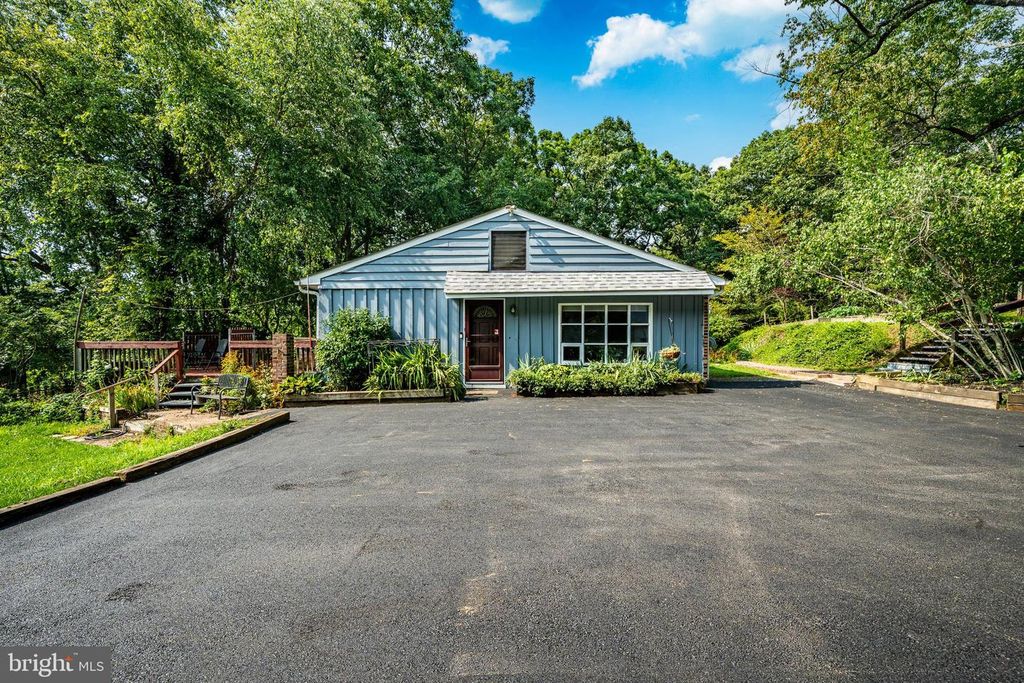 951 POTTSTOWN PIKE, WEST CHESTER, PA 19380 — photo 4