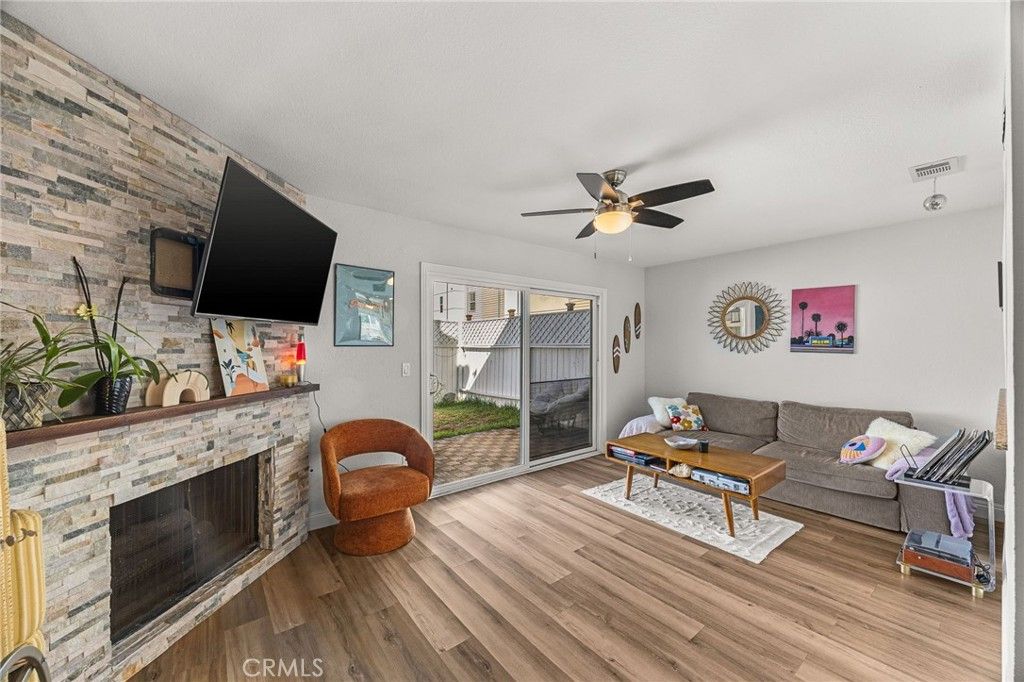 594 Hamilton St 5, Costa Mesa, CA 92627 — photo 2