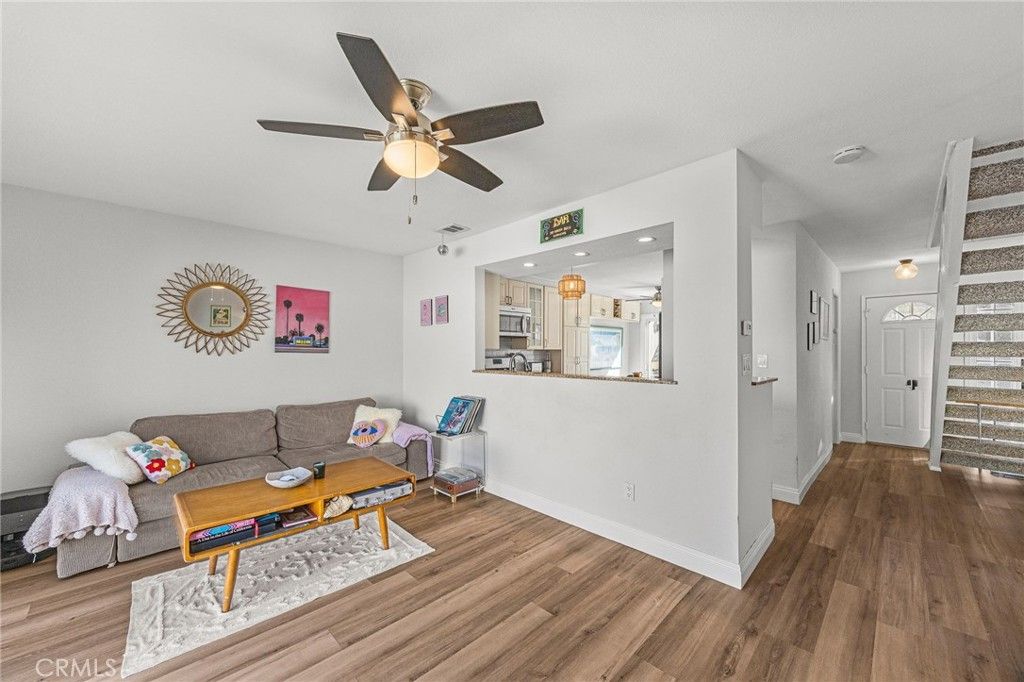 594 Hamilton St 5, Costa Mesa, CA 92627 — photo 3