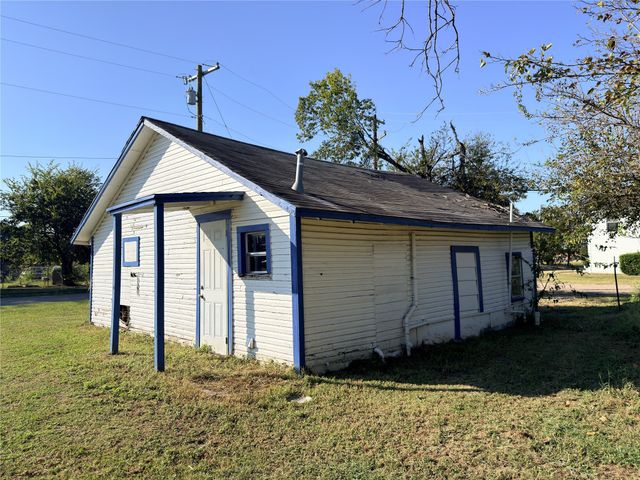 400 E 11th Avenue, Corsicana, TX 75110