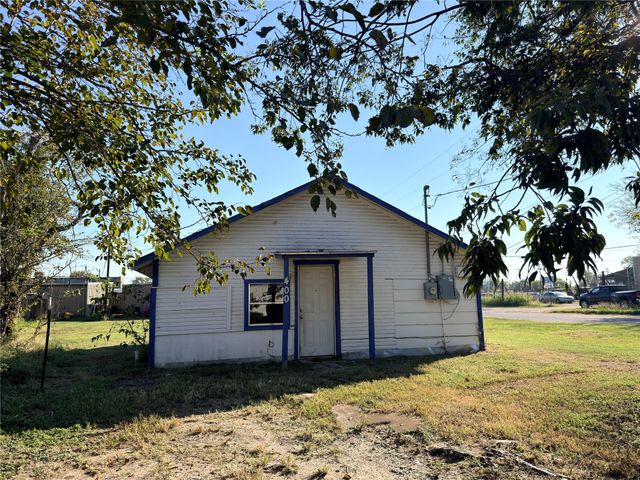 400 E 11th Avenue, Corsicana, TX 75110