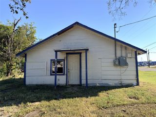 400 E 11th Avenue, Corsicana, TX 75110