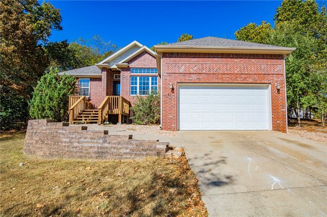 41 May Lane, Bella Vista, AR 72715