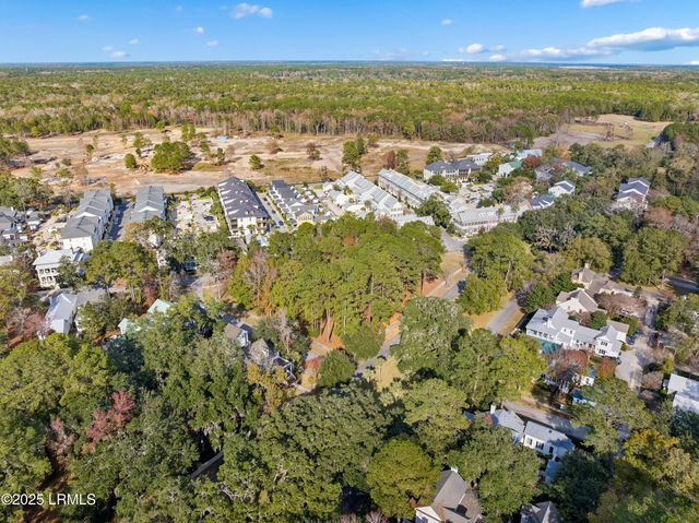 7 N Loudon, Beaufort, SC 29906