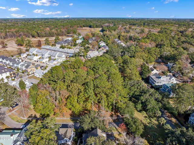 7 N Loudon, Beaufort, SC 29906