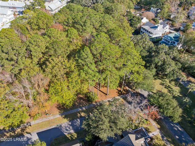 7 N Loudon, Beaufort, SC 29906