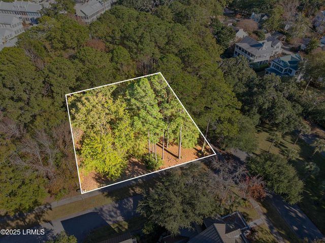 7 N Loudon, Beaufort, SC 29906