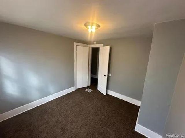 15512 Log Cabin Street, Detroit, MI 48238