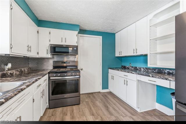 2465 Meadowside Street NW, Massillon, OH 44647