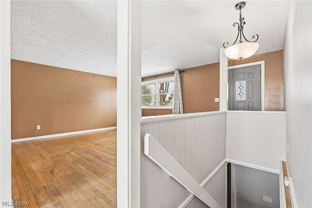 2465 Meadowside Street NW, Massillon, OH 44647