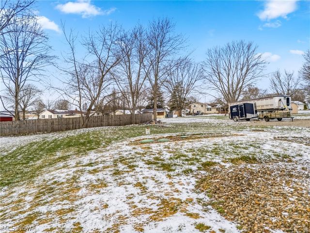 2465 Meadowside Street NW, Massillon, OH 44647