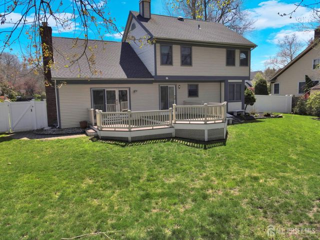 27 Oakland Road, Old Bridge, NJ 08857