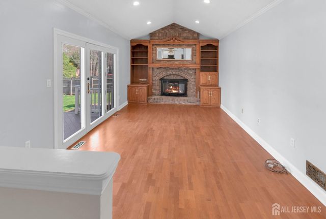 27 Oakland Road, Old Bridge, NJ 08857