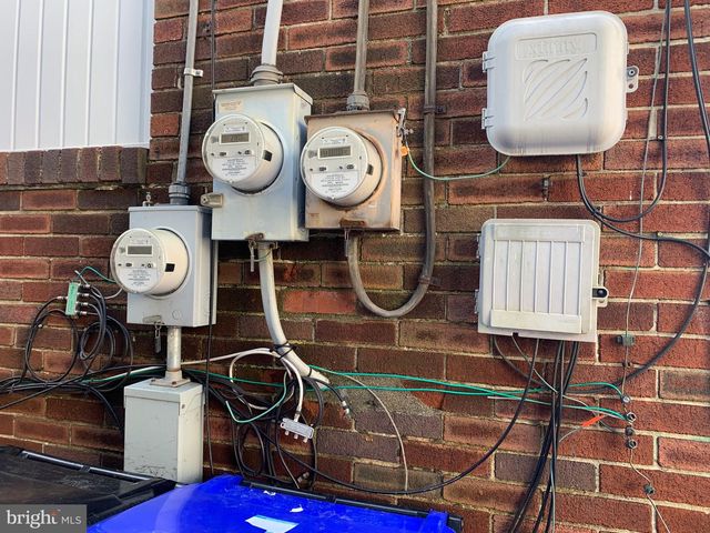 2629 BOOSER AVE, Harrisburg, PA 17103