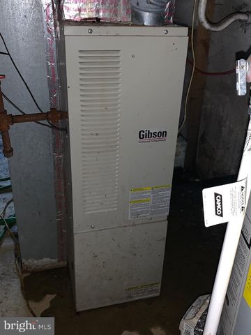 2629 BOOSER AVE, Harrisburg, PA 17103