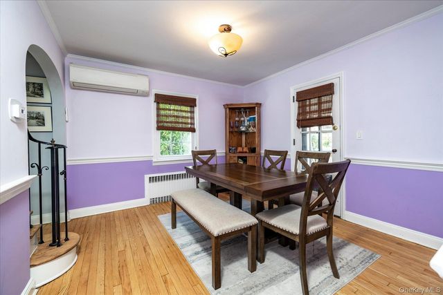 107 Acorn Way, Malverne, NY 11565