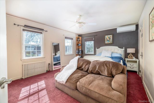 107 Acorn Way, Malverne, NY 11565