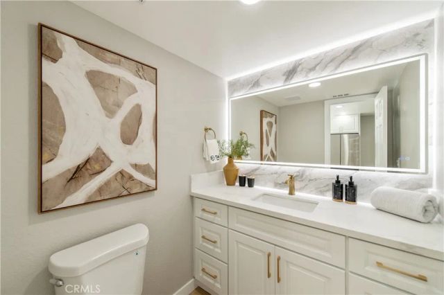 7 sunup, Irvine, CA 92603