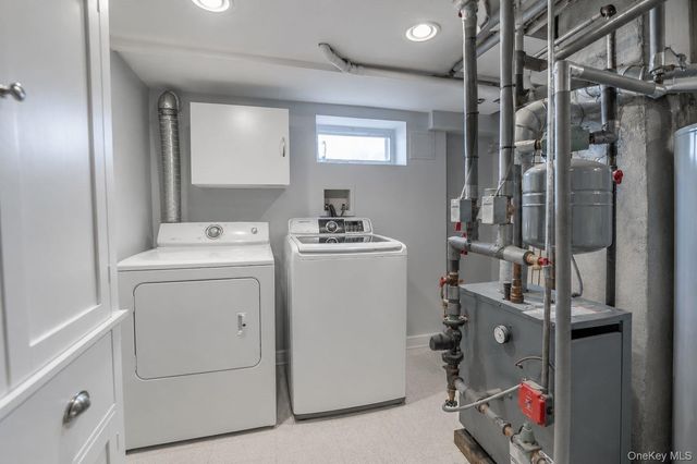 26209 E Williston Avenue, Floral Park, NY 11001