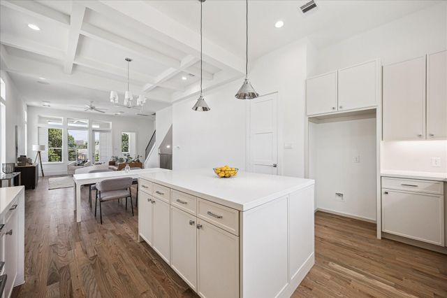 308 Fowler Street, Houston, TX 77007