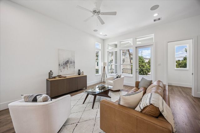 308 Fowler Street, Houston, TX 77007