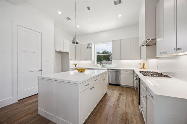 308 Fowler Street, Houston, TX 77007