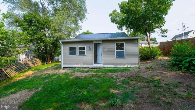 117 WALNUT ST, Martinsburg, WV 25401