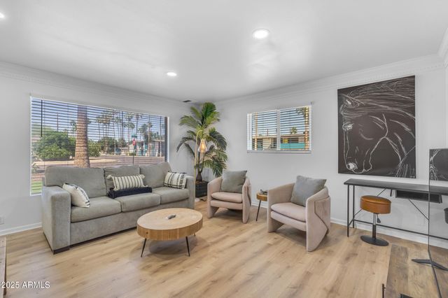 6943 E Granada Road, Scottsdale, AZ 85257