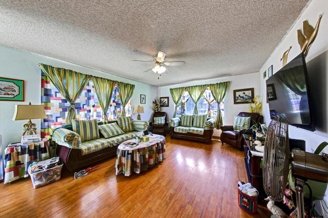 135 Woodlawn Avenue, Chula Vista, CA 91910