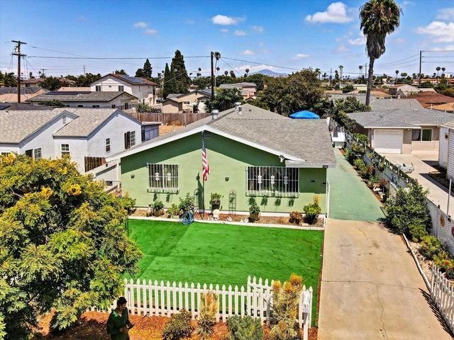 135 Woodlawn Avenue, Chula Vista, CA 91910