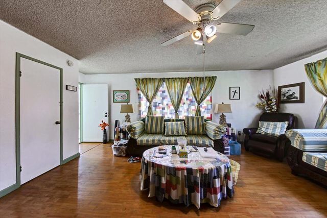 135 Woodlawn Avenue, Chula Vista, CA 91910