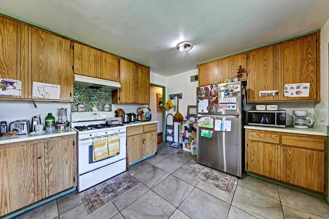 135 Woodlawn Avenue, Chula Vista, CA 91910
