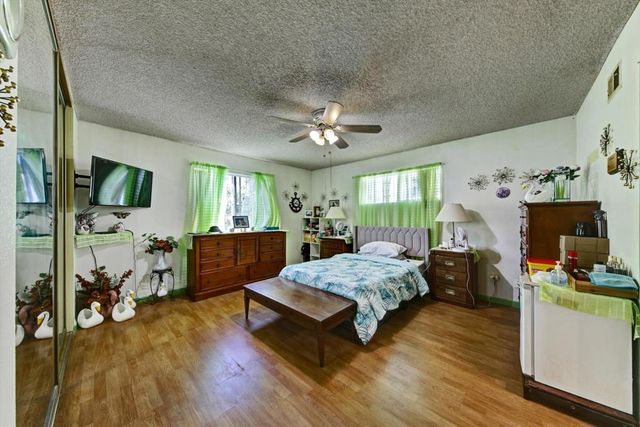135 Woodlawn Avenue, Chula Vista, CA 91910