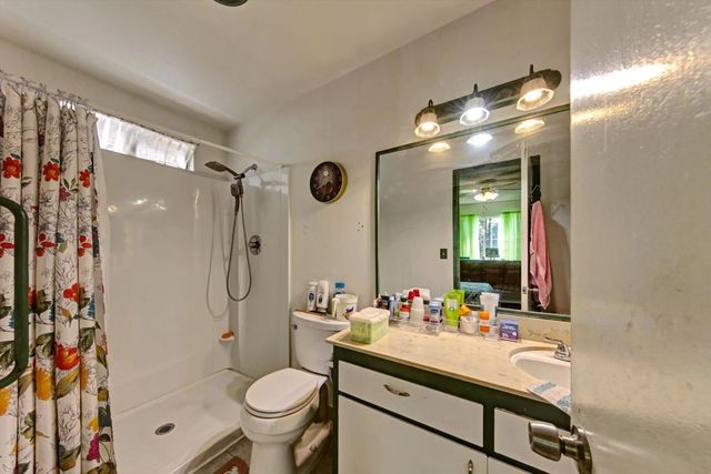 135 Woodlawn Avenue, Chula Vista, CA 91910